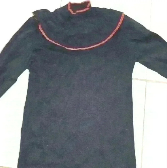 Vero Moda Tops - 🌻VERA MODA NAVY TURTLENECK